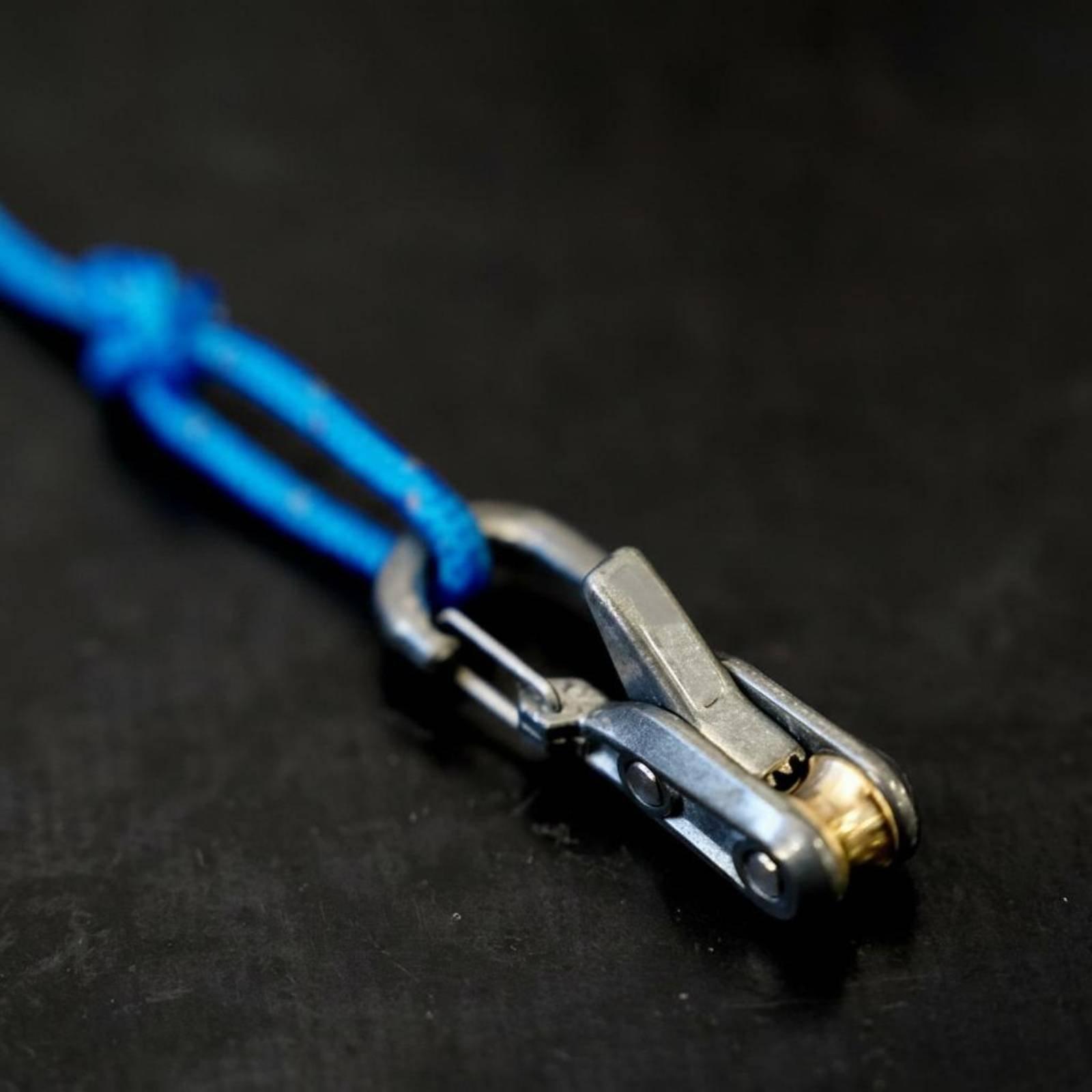 Cord Fastener with Carabiner M - Gardening Tools Uses review and price